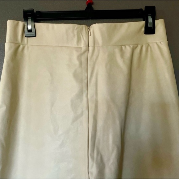 Avec Les Filles women’s Sz XL High-Waisted Faux Leather Slit Leggings - Picture 8 of 8